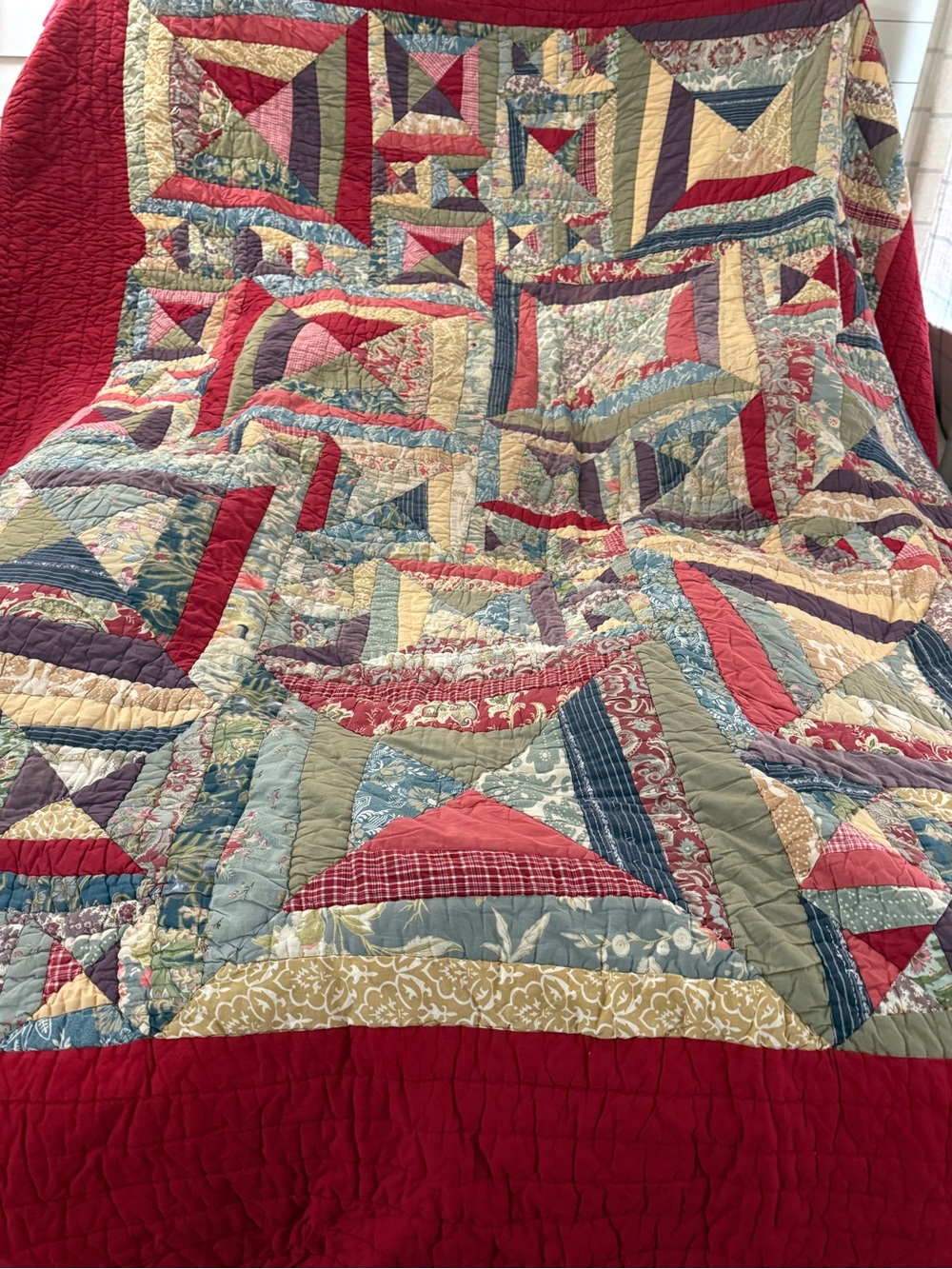 King size Pottery barn Log Cabin Quilt with 2 pillow shams